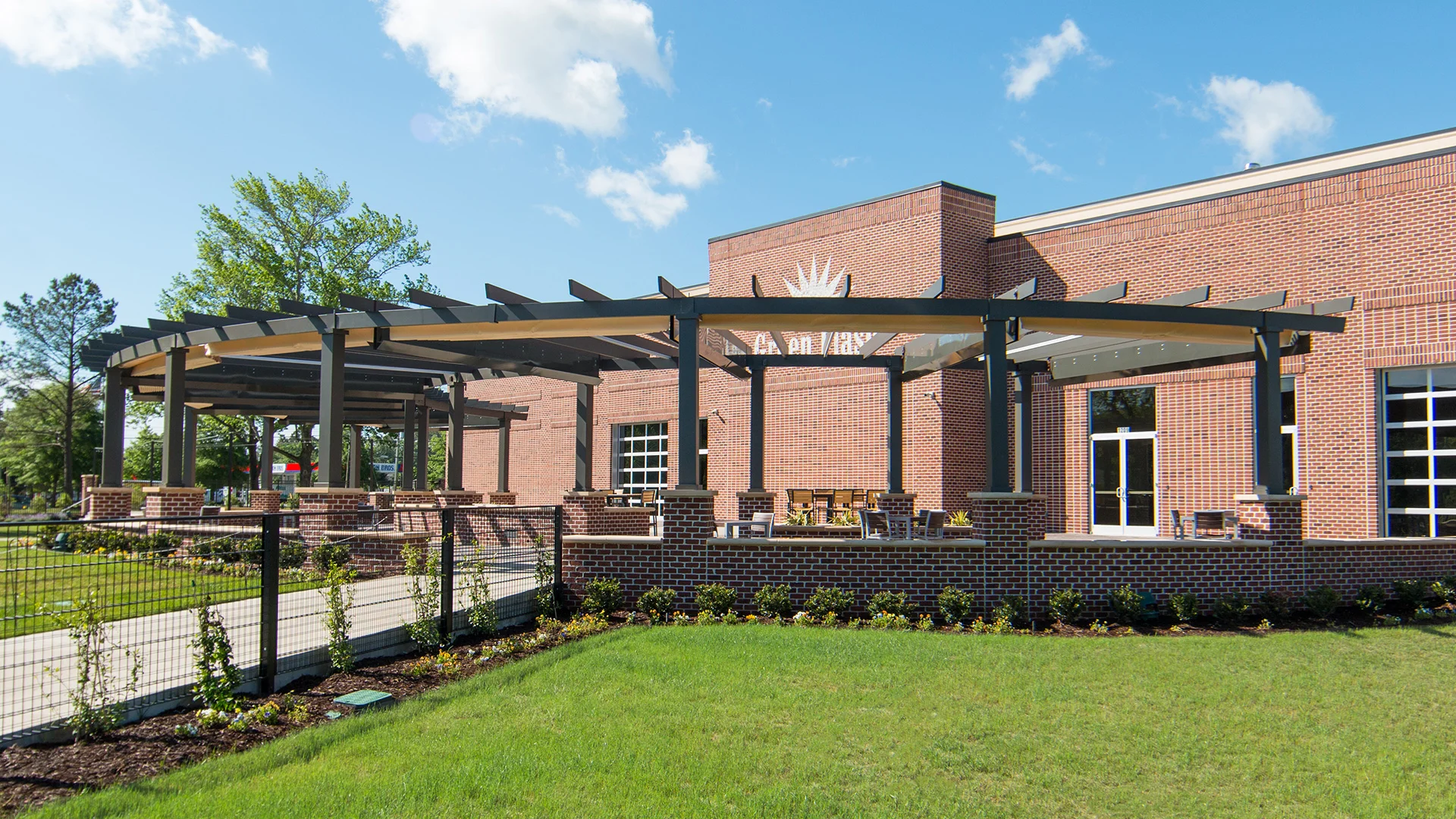 Featured image for “Green Flash Brewing: Low Maintenance Radius Trex Pergola Kit Case Study”Project Overview: Green Flash Brewing, working with The Miller Group, transformed their extensive outdoor patio into a spectacular beer haven! This large event space allows12485:full